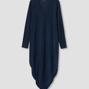 Geneva dress navy, v-neck, long sleeve 2XS